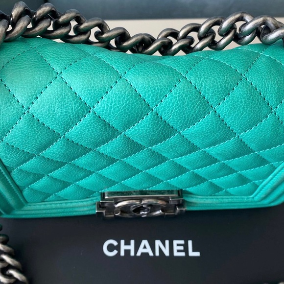Chanel Turquoise Boy Bag - Picture 13 of 15